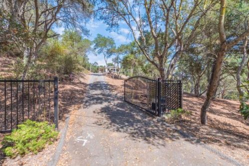 18795 Rea Ave, Aromas, CA 95004-9750