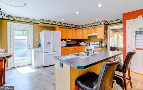 13786 Milltown Rd, Lovettsville VA  20180-3517 exterior