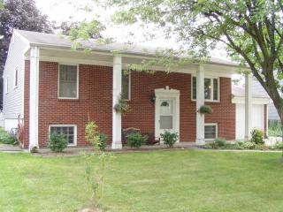 1768 Parkway Dr, Maumee, OH 43537-2617
