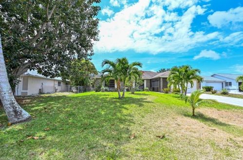 2716 12th Ave, Cape Coral, FL 33914-4131
