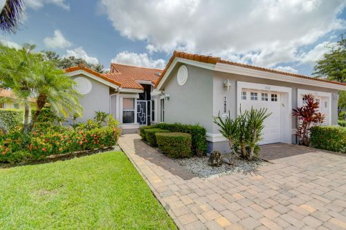 7228 Summer Tree Dr, Boynton Beach, FL 33437-3873