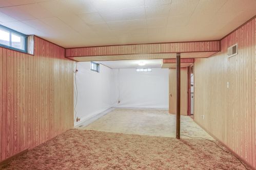 2126 Sunrise Dr, La Crosse WI  54601-6830 exterior