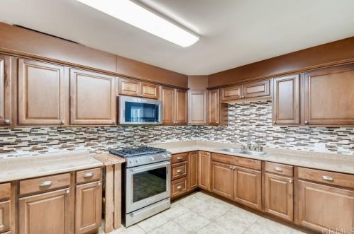 1860 Ensenada St, Lemon Grove CA  91945-3736 exterior