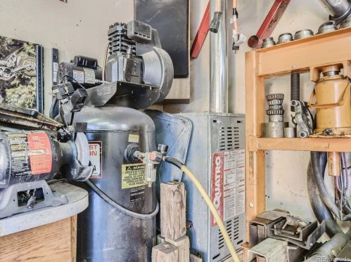 4200 Dl Ct, Englewood CO 80110-4306 exterior