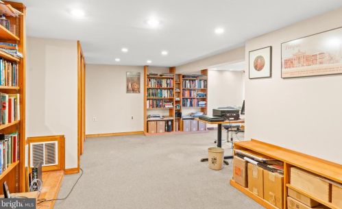4 Stephen Dr, Glen Mills PA  19342-8803 exterior