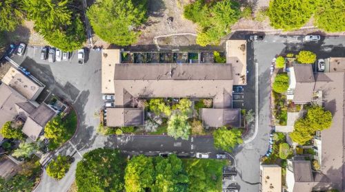 1069 Oddstad Blvd, Pacifica CA  94044-3858 exterior