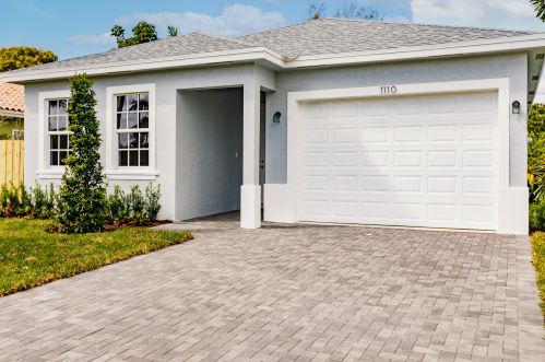 1110 7th Ave, Delray Beach, FL 33444-2249