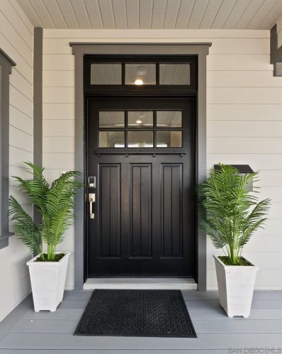 4453 Bermuda Ave, San Diego CA 92107-3809 exterior