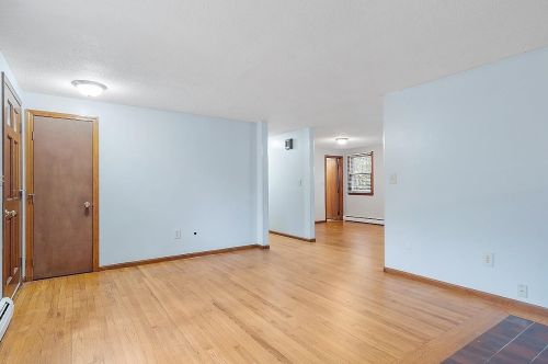 28 Phillipswood Rd, Sandown NH  03873-2427 exterior