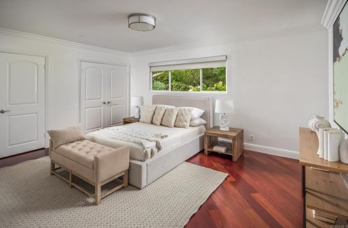 3413 Dove Holw Rd, Encinitas CA 92024-7247 exterior