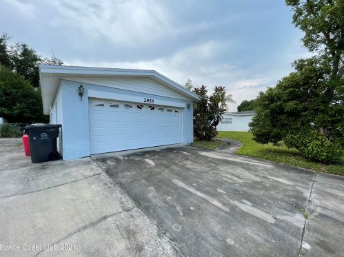 2955 Hobbs Pl, Titusville, FL 32796-1959
