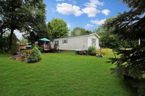 10 Poplar Pl, Warren, NH 03279-4348
