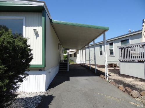 89 Maywood Dr, Santa Rosa, CA 95409-4146