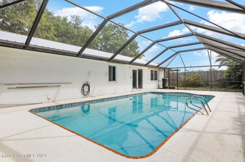 5420 Kathy Dr, Titusville FL  32780-7146 exterior