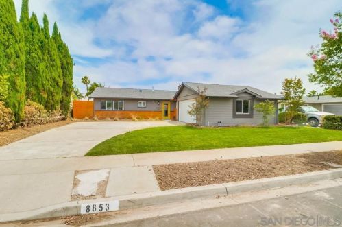 8853 Heraldry St, San Diego CA  92123-2221 exterior