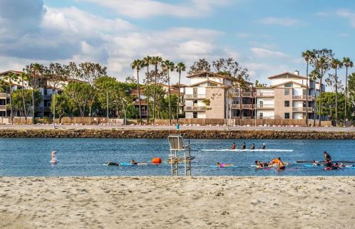 8332 Marina Pacifica Dr, Long Beach CA 90803-7005 exterior