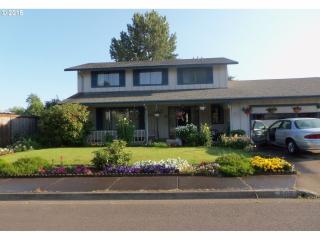 669 Kildare St, Eugene, OR 97404-1303