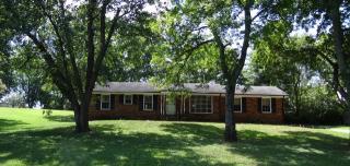 149 Neverbreak Dr, Hendersonville, TN 37075-4952