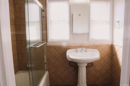 5506 Norwalk Blvd, Whittier CA 90606-2157 exterior