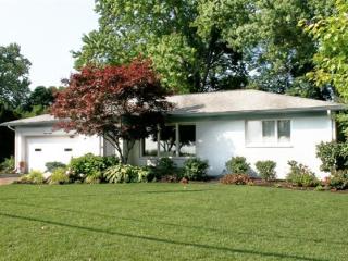 1619 Cedar Point Rd, Sandusky, OH 44870-5210