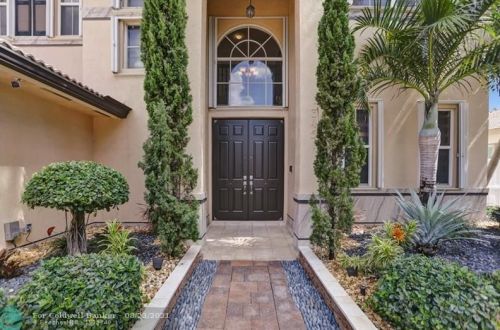 13451 21st St, Hollywood FL  33027-2671 exterior