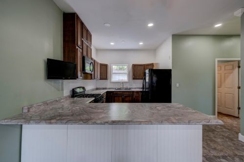 312 Oak St, Hide Away Hills OH  43107-1038 exterior