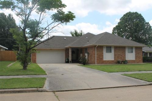 1528 Red Bud Ln, Mcalester, OK 74501-7080
