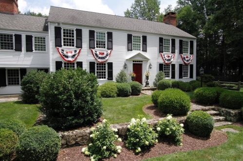 231 Turtle Back Rd, New Canaan CT  06840-2699 exterior