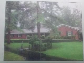 6 Pine Ridge Dr, Guilderland, NY 12084-9766