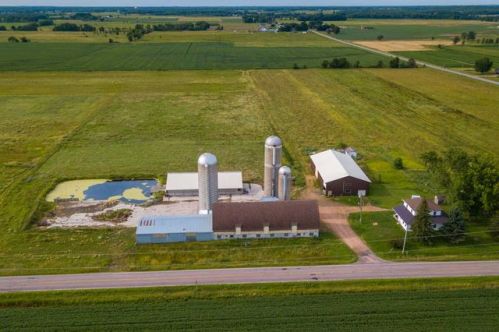 5261 County Rd, Bethel, WI 54410-9703