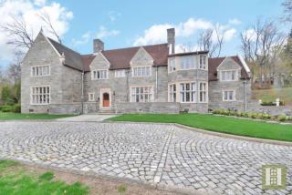 206 Upper Mountain Ave, Montclair, NJ 07042-1918