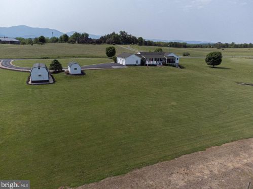 803 Hook Hill Rd, Richmond National Battlefiel VA  22835-3505 exterior