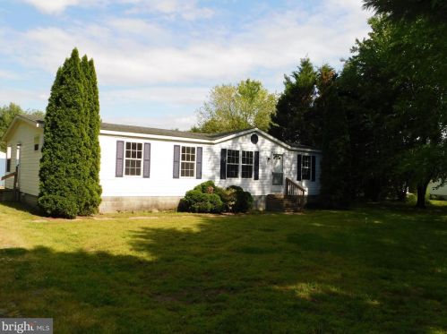 35353 Dannys Dr, Laurel DE  19956-3311 exterior