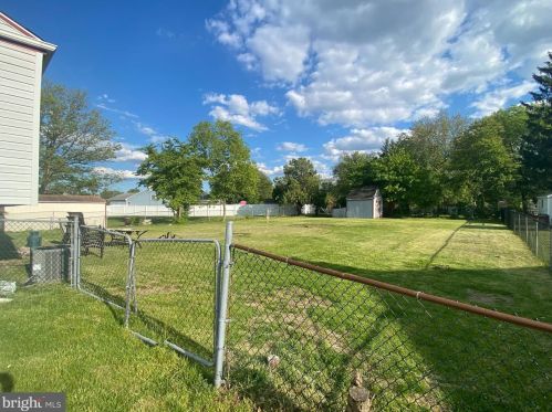 241 Capital Dr, West Deptford NJ  08051-1247 exterior