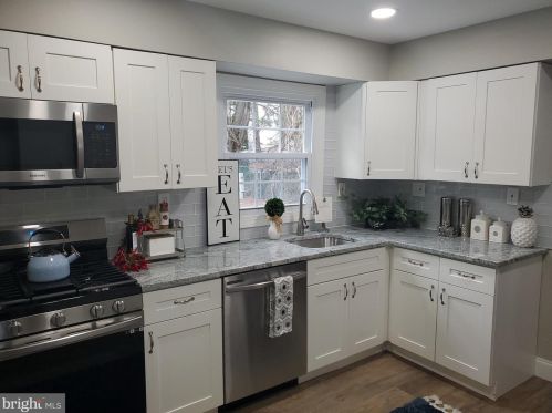 15 Holyoke Ln, Willingboro NJ  08046-1742 exterior