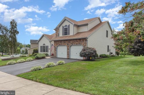 633 Copper Cir, Alpine, PA 17339-8712