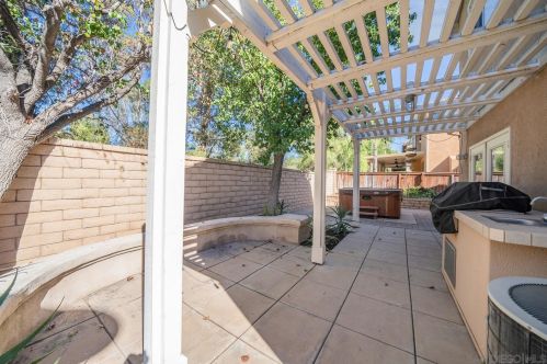 30058 Laurel Creek Dr, Temecula CA  92591-3617 exterior