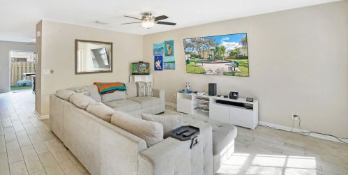 874 Summit Lake Dr, West Palm Beach FL  33406-9109 exterior