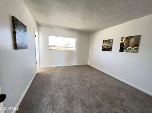 10026 47th Ave, Glendale AZ 85304-4427 exterior