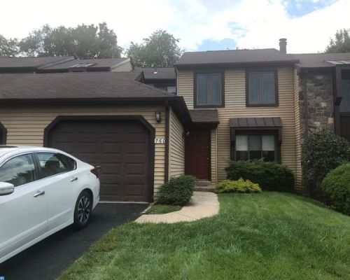 760 Newbury Ct, Southampton, PA 18966-4552