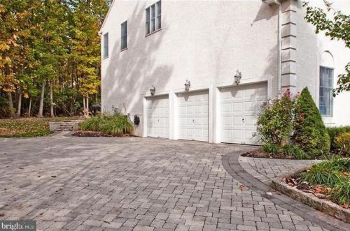 108 Hilltop Ct, Harrison Township, NJ 08062-2512