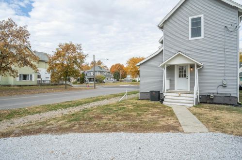 231 Fayette St, Washington Ch OH  43160-1305 exterior