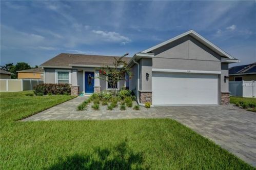 1518 Teddington St, Deland, FL 32720-0872