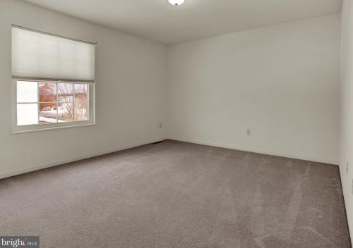 6550 Baywood Dr, Harrisburg PA 17111-6894 exterior