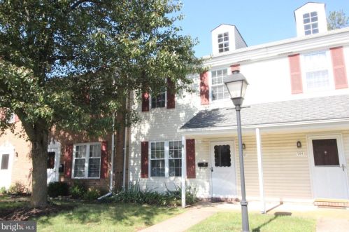 505 Clarella Ct, Lansdale, PA 19446-4312