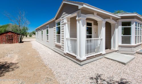 906 Quain Dr, Chino Valley, AZ 86323-6457