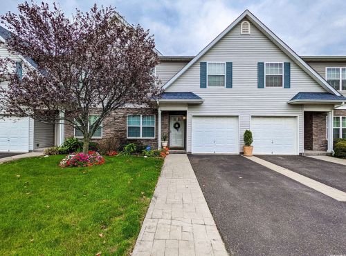 274 Medea Way, Central Islip, NY 11722-4540