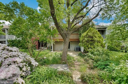 3102 Sapphire Ct, Wilmington DE  19810-2241 exterior