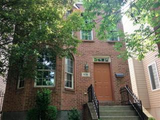 936 Weninger Cir, Cincinnati, OH 45203-3180