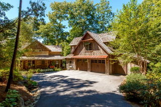 125 Branchwater Trl, Glenville, NC 28736-7730